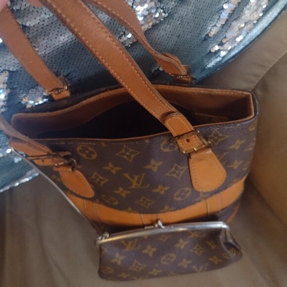 💯% Authentic RARE LOUIS V French Co Bucket Bag pm & KISSLOCK CLUTCH  full set! - Picture 16 of 16